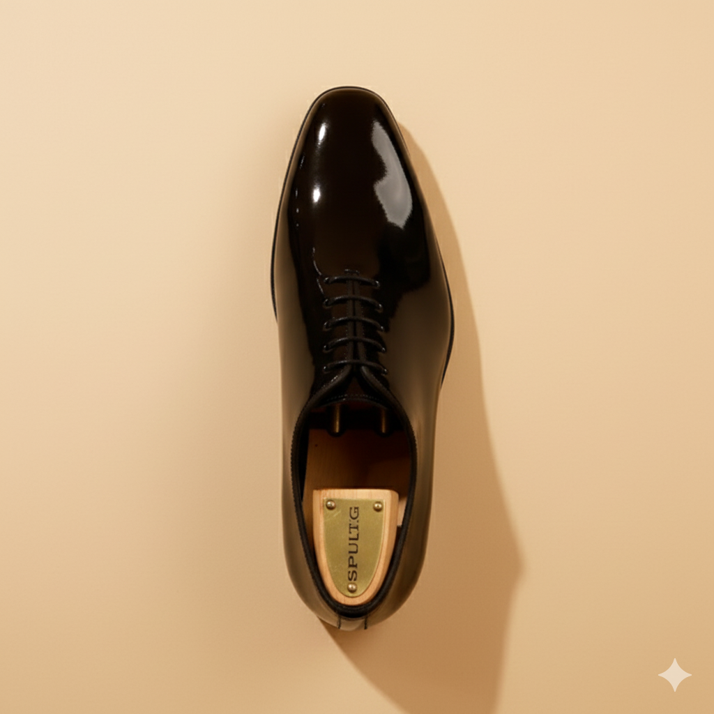 THE 'ONYX' PATENT LEATHER WHOLECUT